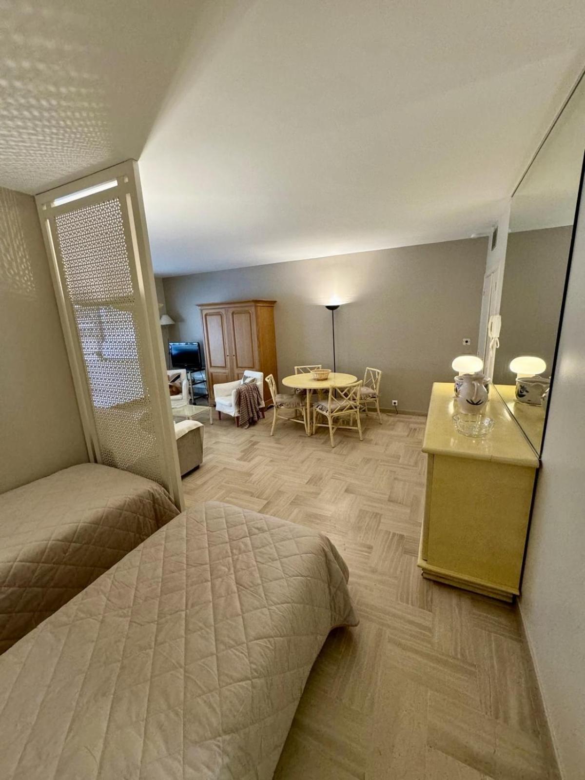 Residence Gray D'Albion Studio Lef516 كان المظهر الخارجي الصورة